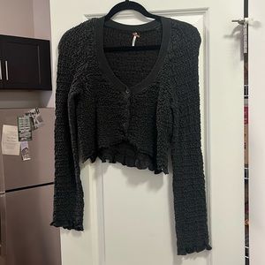 Free people medium long sleeve crop sweater
